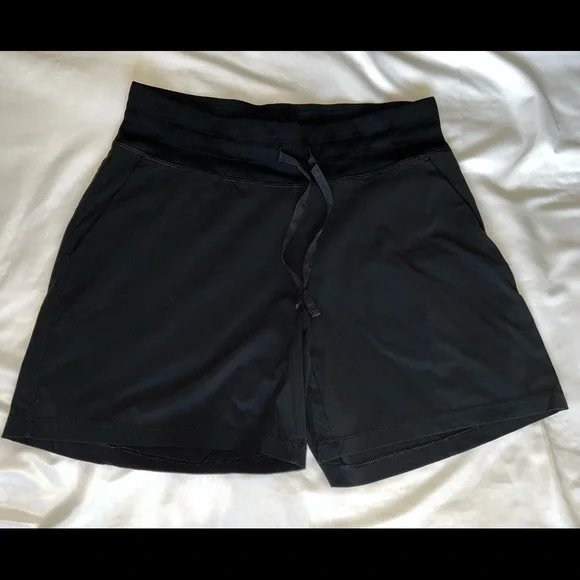 Black Stretchable Drawstring Workout Shorts - Picture 2 of 2